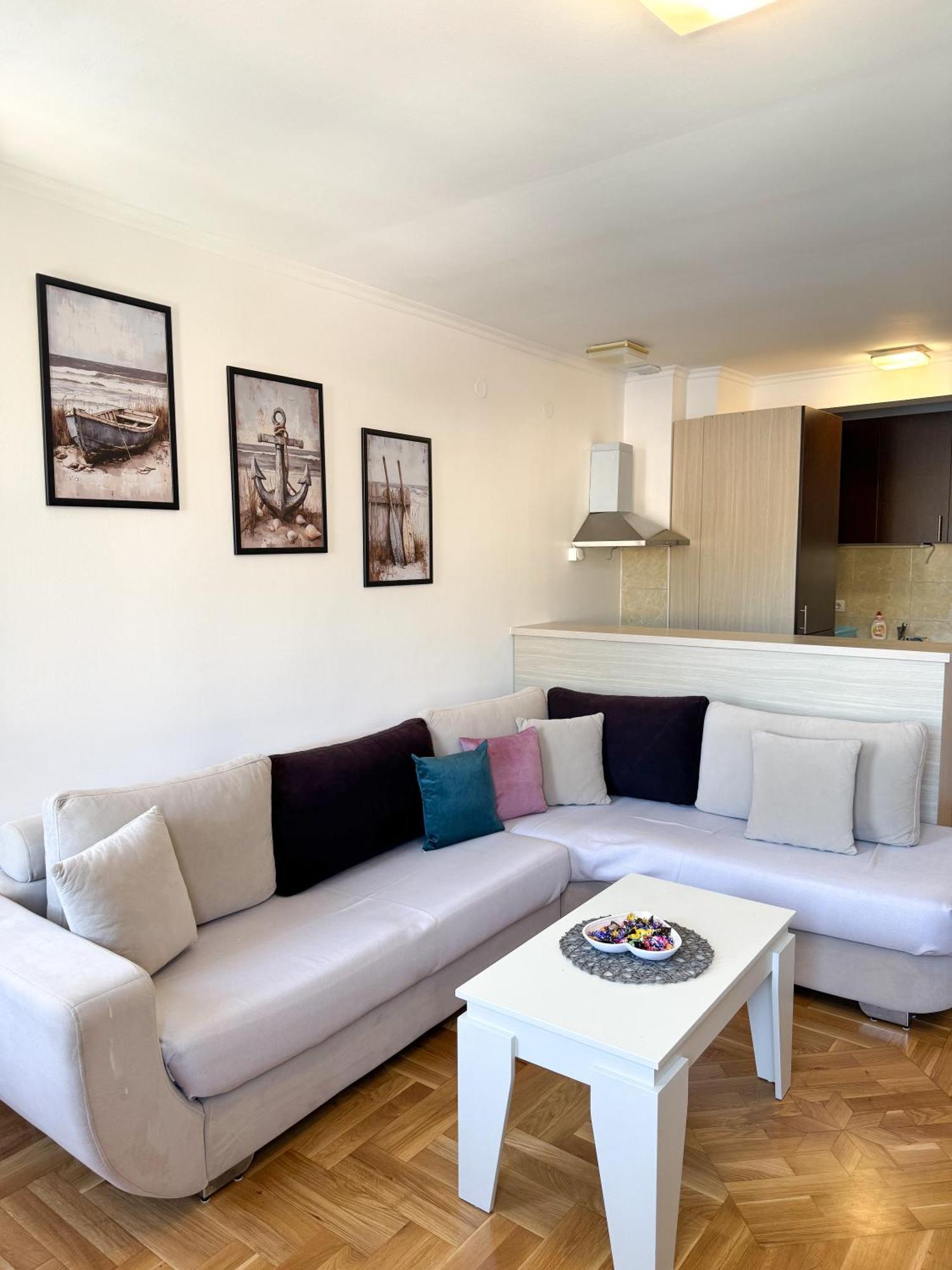 Apartments First Line Petrovac Exterior foto